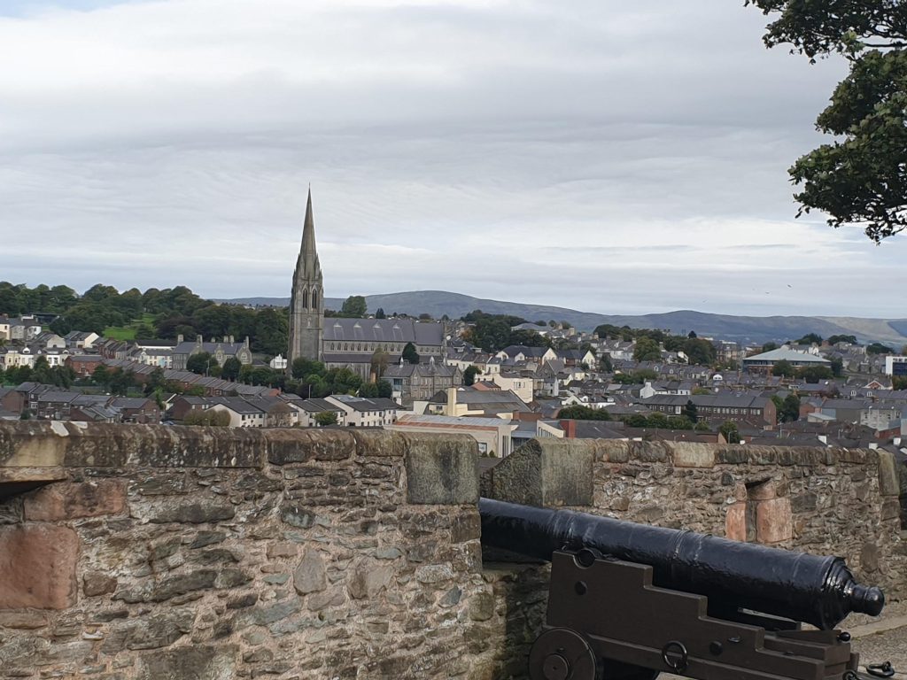 Derry-City-Walls (1)