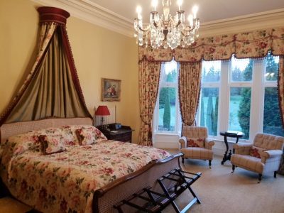 crossbasket-castle-bedroom-4-400x300