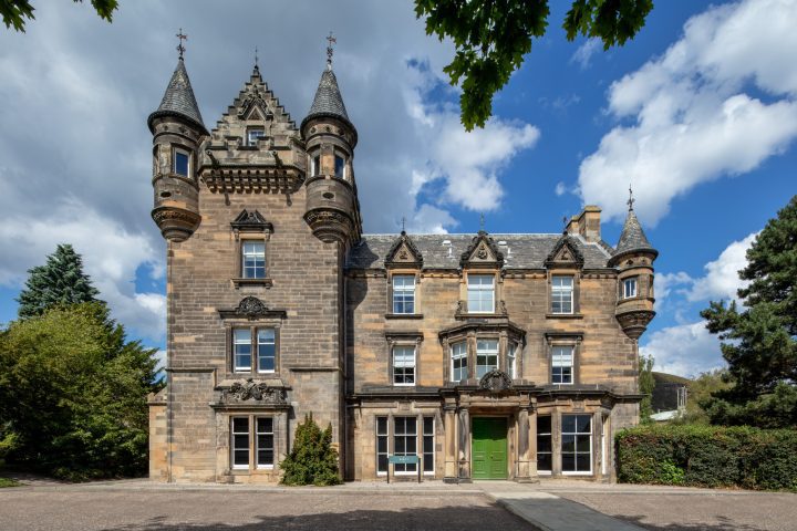 Picking accommodation with a destination management company